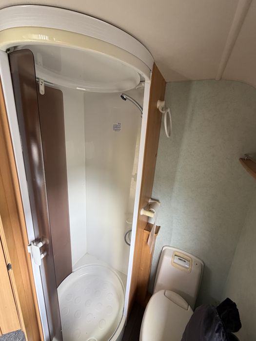 FV 23% VAT • Swift Charisma 560 • 2004 • Mover • Namiot