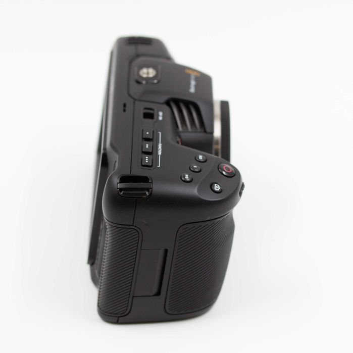 Blackmagic Pocket Cinema Camera 4K + Acessórios - 12M Garantia
