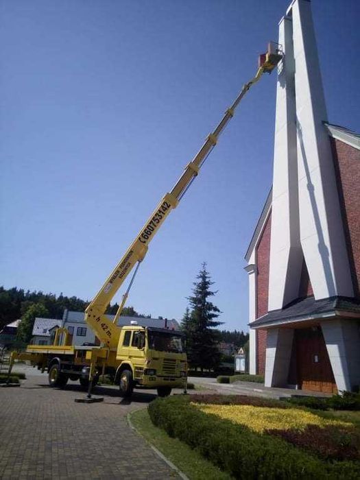 Podnośniki koszowe 18m 22m 27m 35m 42m 44m wynajem Pruszcz Gdański