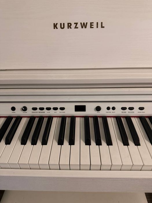 Електроне піаніно Kurzweil KA-130
