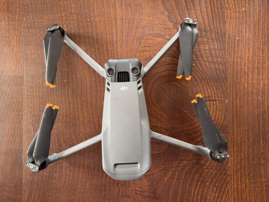 Drone DJI Mavic 3 + acessórios