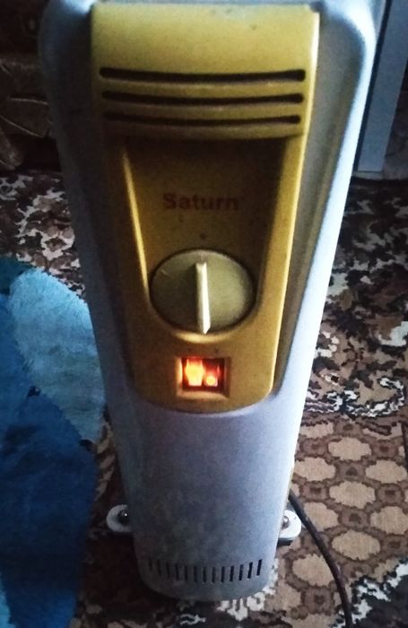 Продам масляный радиатор "SATURN ST-1252" в отличном состоянии 2000W.