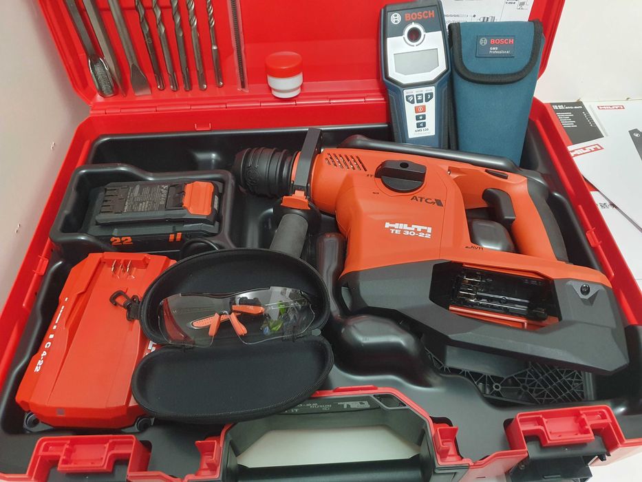 Komplet narzedzi HILTI TE 30-22 NURON młot+wykrywacz BOSCH GMS 120 bti