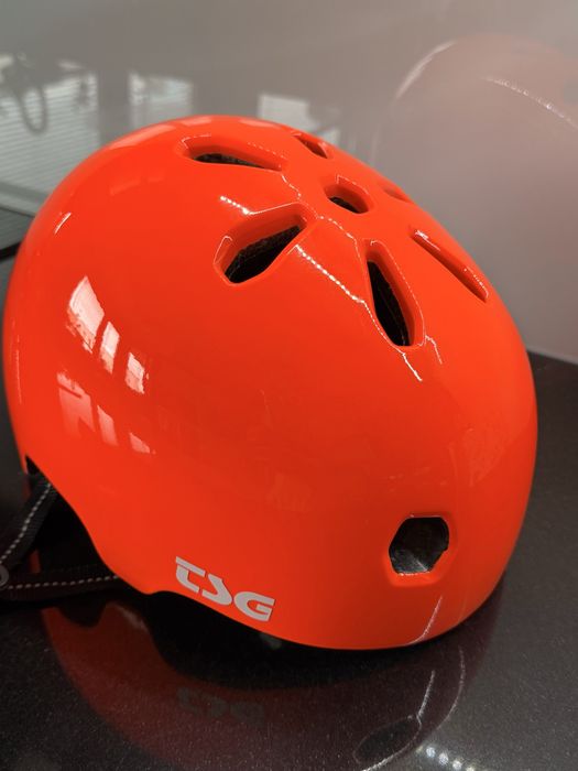 Kask TSG S/M pomaranczowy