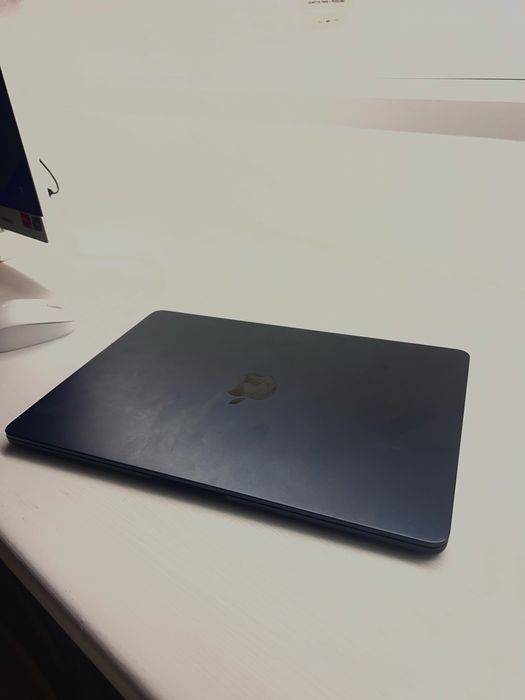 Macbook air m2 8gb