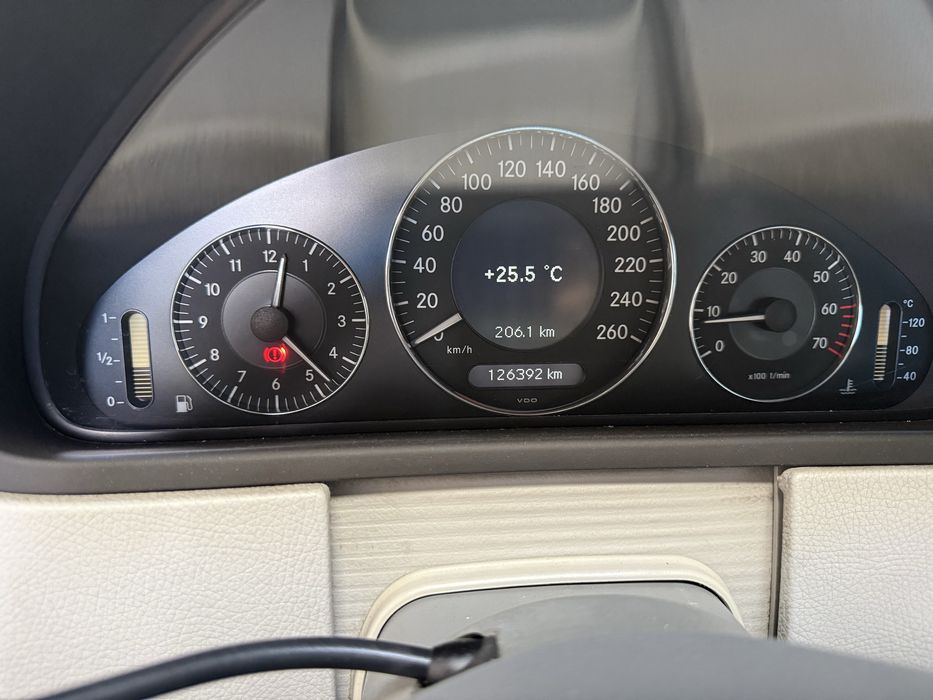 Mercedes-Benz Classe CLK 200 — fotografia 12