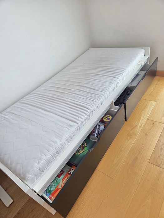 Łóżko z Ikea, 90x200