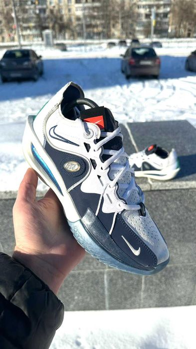 Nike G.T. Cut 3  [US 8|26 cm]