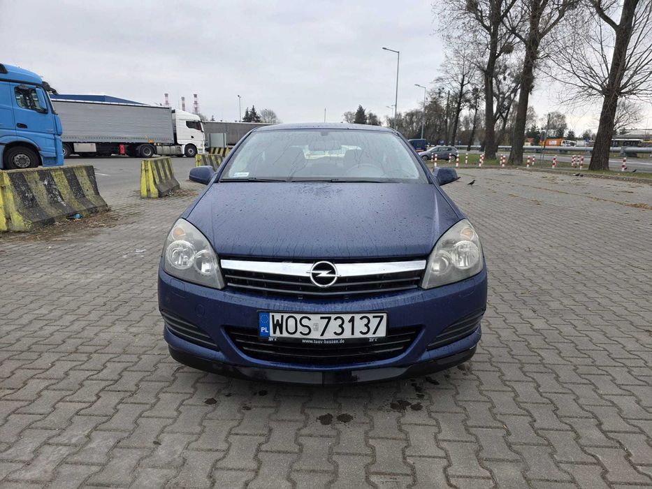 Opel Astra//2005//GTC//3600zł//