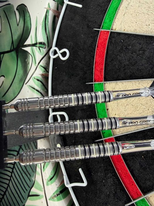 Dart - Używane lotki Target Chris Dobey Swiss Point 90% - 24g