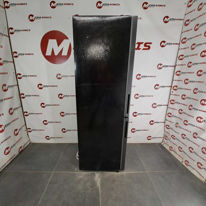 Lodówka Chiq FBM228NE4DE [2 lata gwar] E/231litrów/170cm wys/41dB [7]