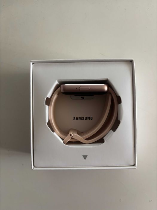 Samsung Galaxy Fit3 Różowy – powystawowy, idealny stan, AMOLED