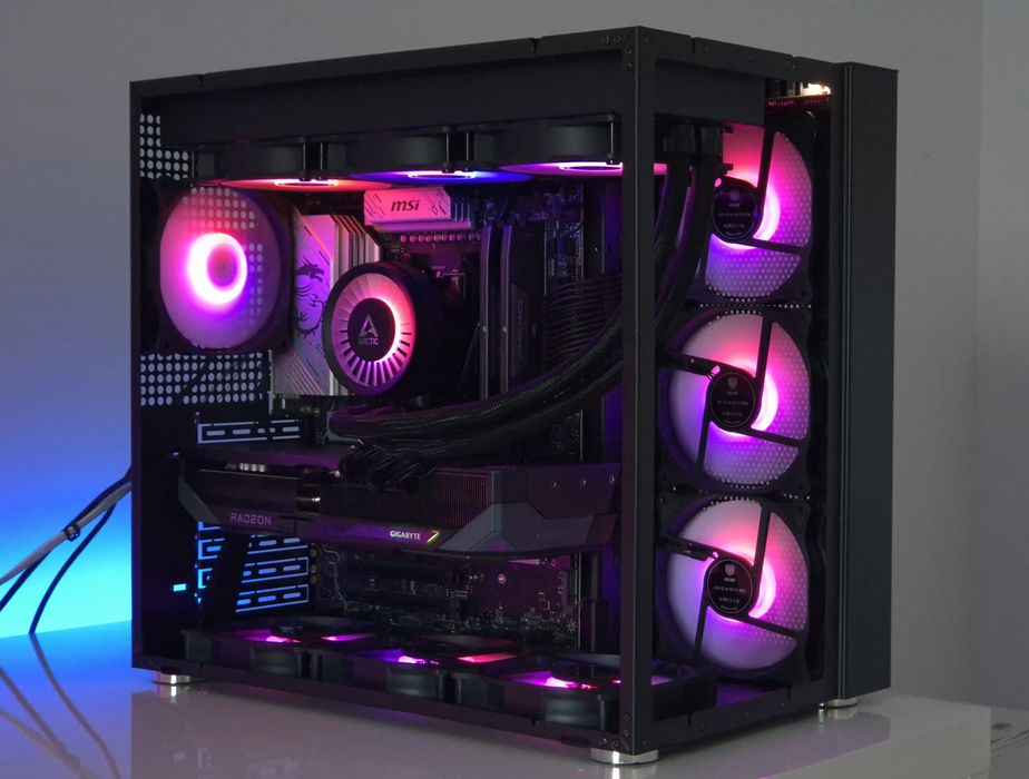Computador Gaming RX 9070 XT + Ryzen 7 9800x3D + 32Gb RAM DDR5 + 3TB NVMe PCIe4