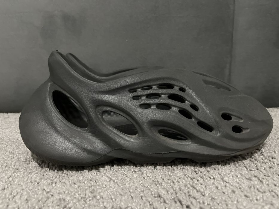 Yezzy foam runner onyx