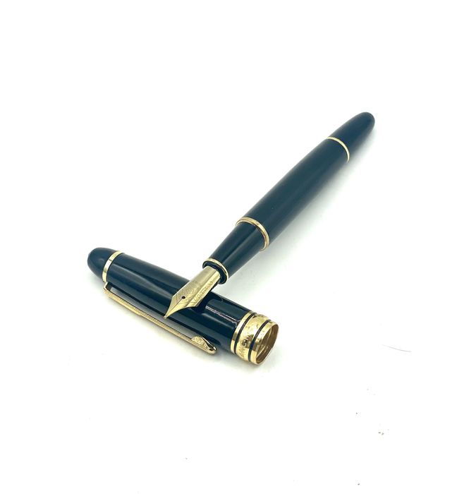 Caneta Montblanc Meisterstuck