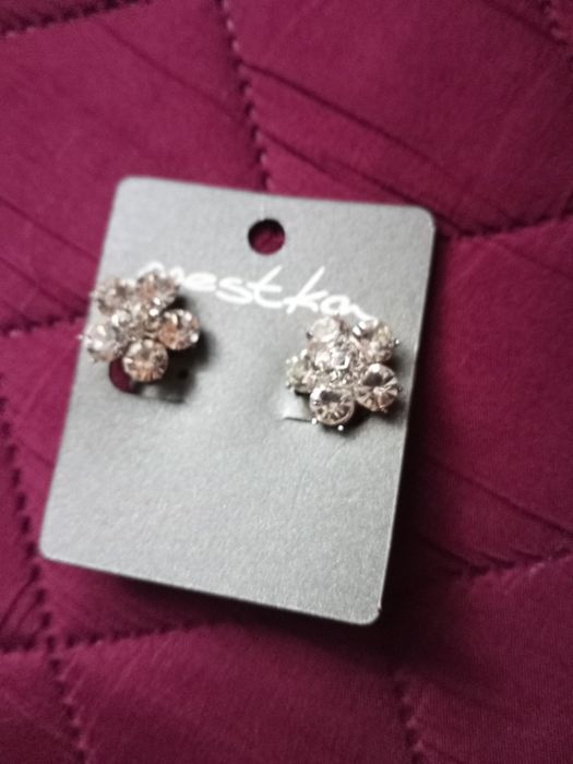 Klipsy z ,, cyrkoniami"