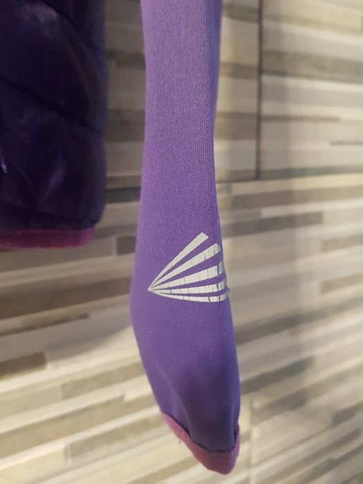 Kurtka  pikowana jesienna z kieszeniami sportowa na rower  do biegania