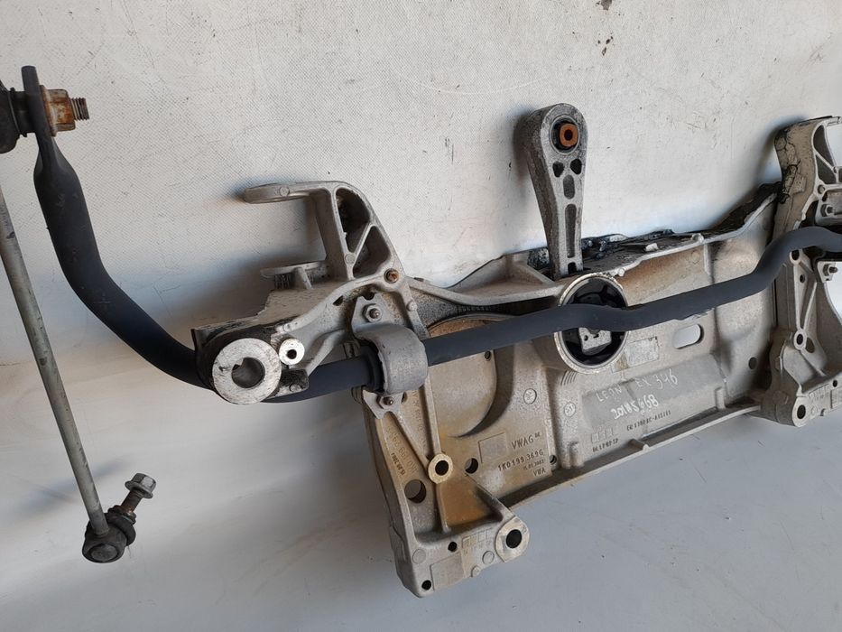 Charriot frente SEAT Leon (1P1)