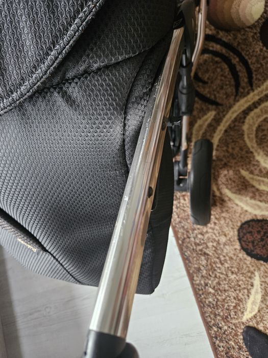Wózek JUNAMA Diamond 2w1 Gondola+ spacerówka