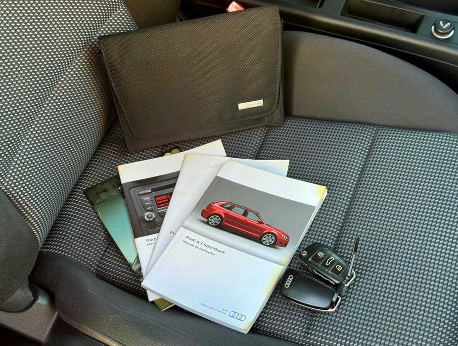 Audi A3 1.6 TDi Facelift- Garantia incluída