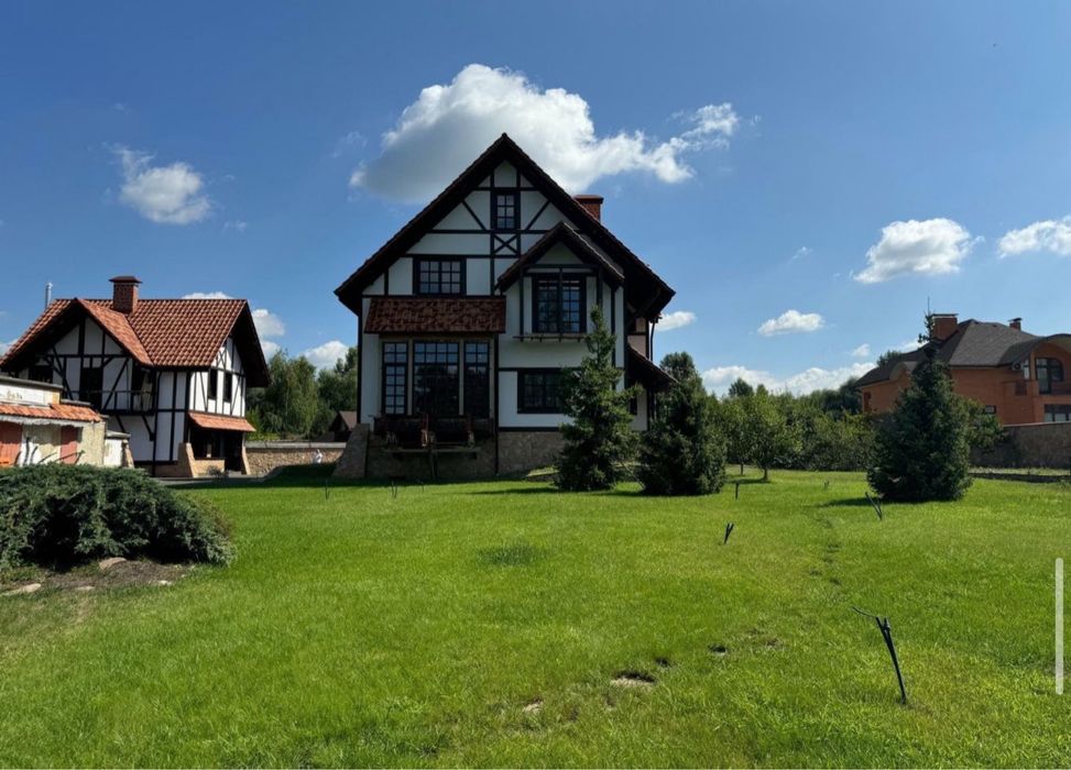 Продажа усадьбы с прямым виходом на Днепр! 55 соток! Подвал!