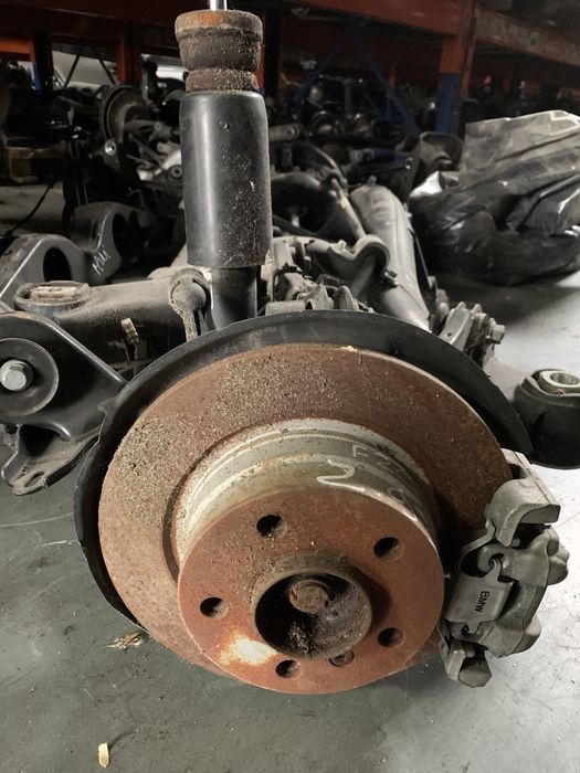 Eixo Traseiro BMW F20 ano 2015