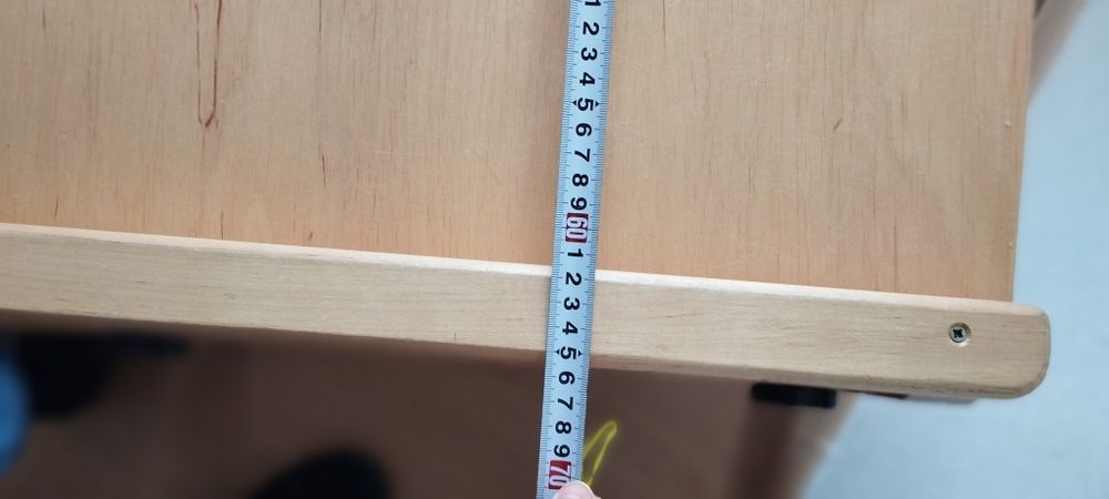 Дитячий стіл та стілець для занять