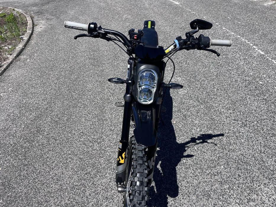 Sur-Ron Light Bee Elétrica | Extras incluídos