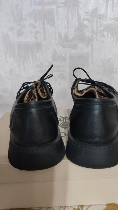 Кожані лофери в ідеальному стані