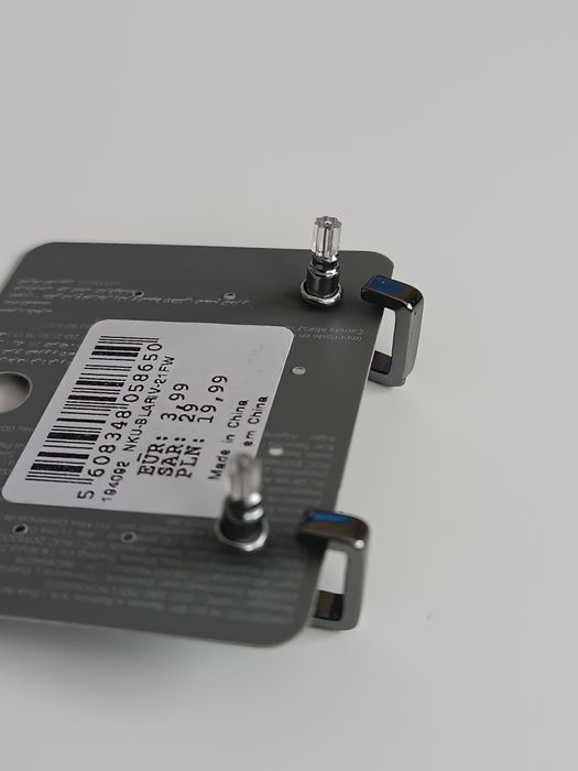 Szare grafitowe małe kwadratowe kolczyki