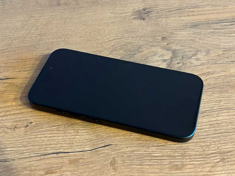 iPhone 16 128GB Czarny Black Komplet 17 Kondycja: 95%