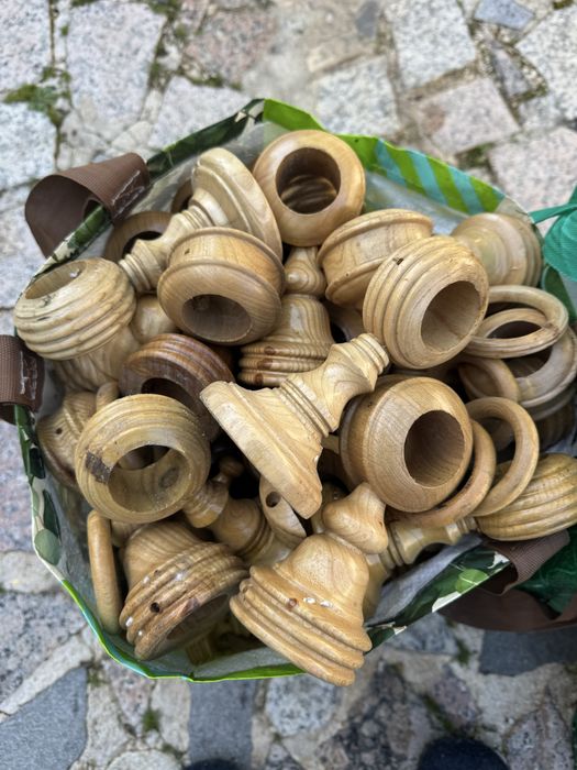 Suportes novos para cortinas em madeira