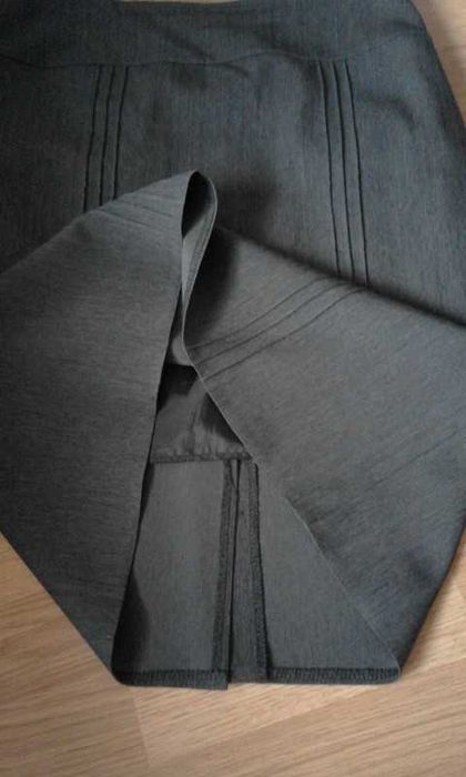 spódnica za kolano szara ołówkowa 40 42