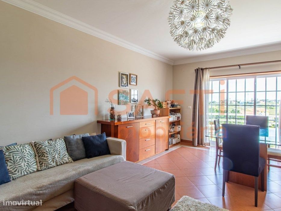 Apartamento T2+2 na Ericeira