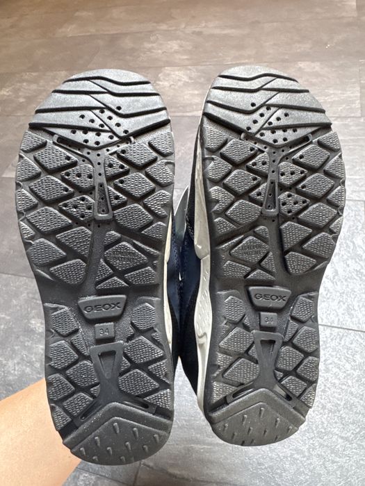 Зимние сапоги geox 34