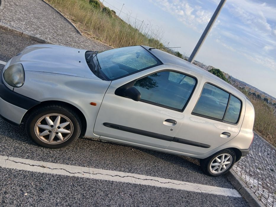 Renault clio 1999