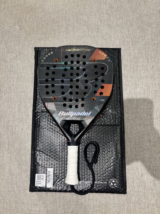 Raquete Bullpadel, Neuron 02 Edge, Fede Chingoto