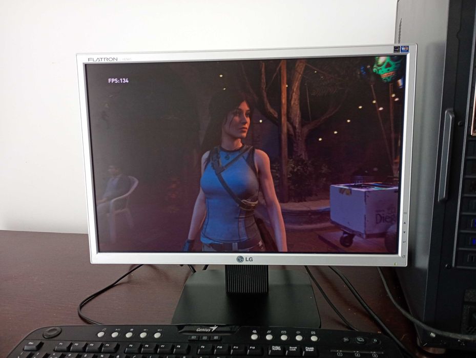 Vendo torre pc i7 republic of gamers