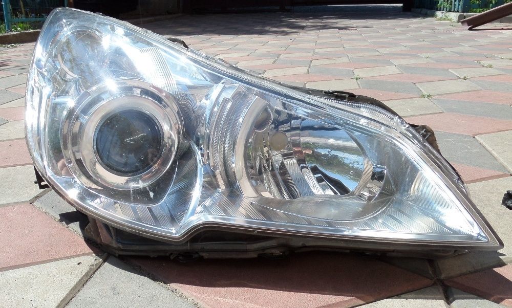 Фары Subaru Outback 2009-2012