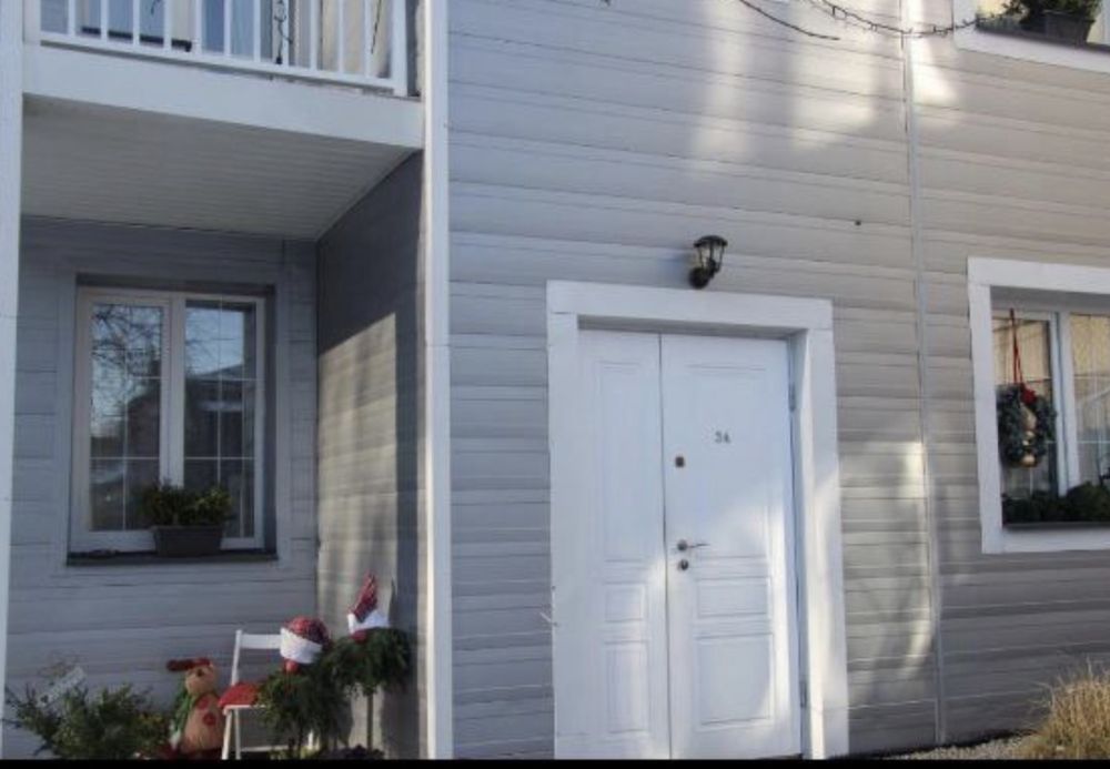 Оренда   Частини будинку  по вул. М.Голубця.