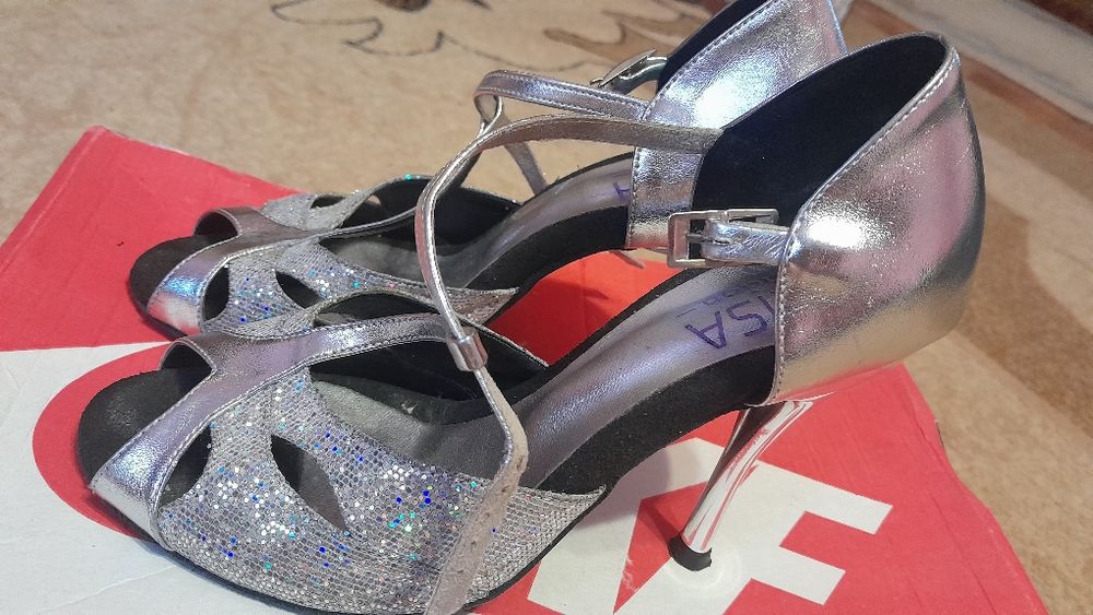 Бальні туфлі б/у