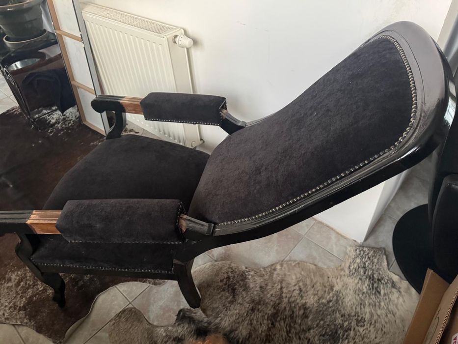 Fotel antyk welurowy