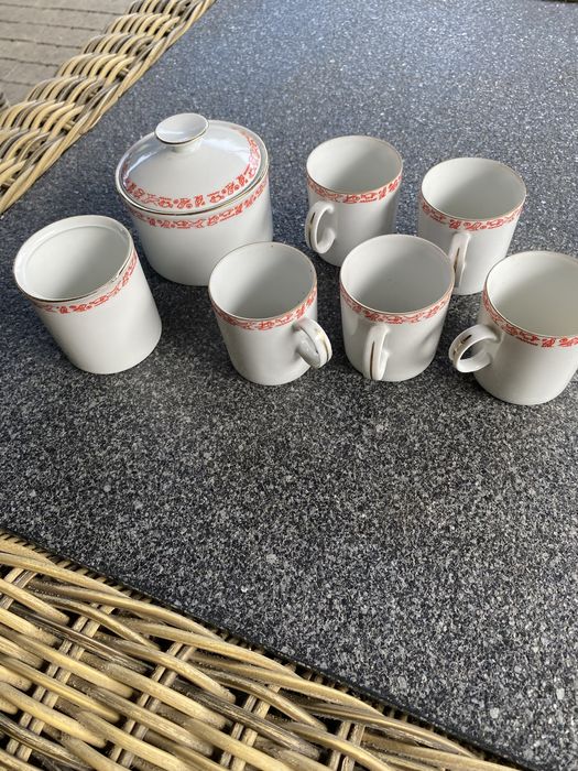 Zestaw porcelanowy do kawy