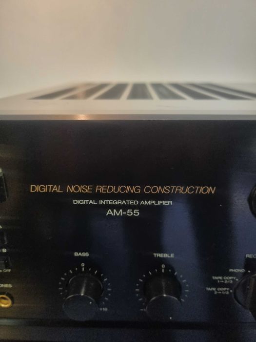 AKAI AM 55 Digital Wzmacniacz