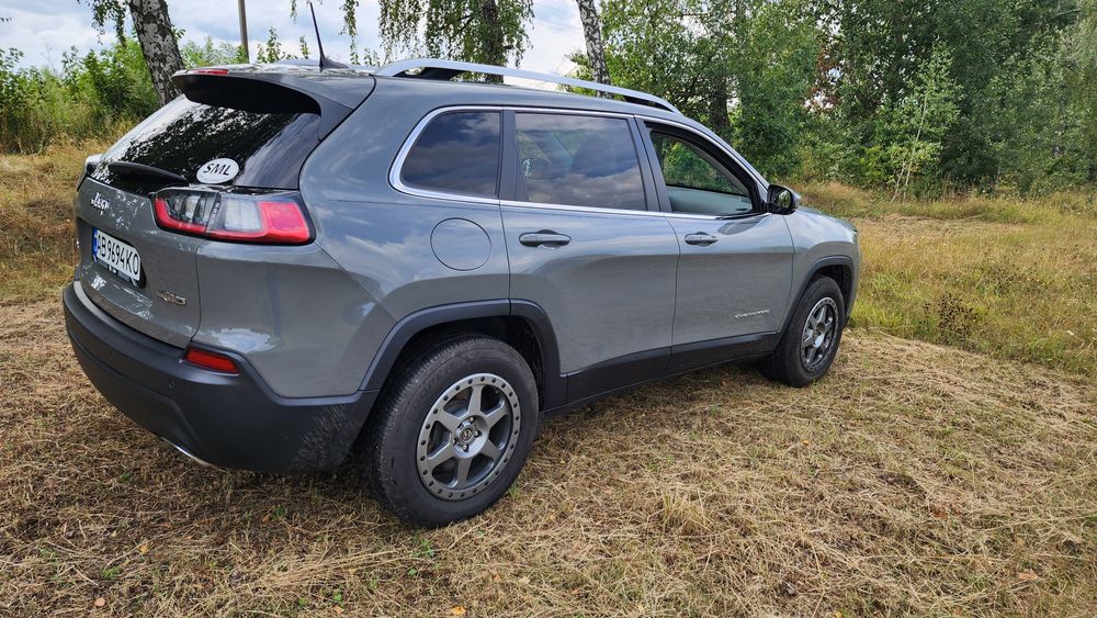 Јеер Cherokee Latitude Plus, 2019 р, повний привід, 3.2 бензин