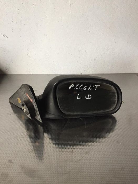 Retrovisor / espelho direito HYUNDAI Accent I (X3)