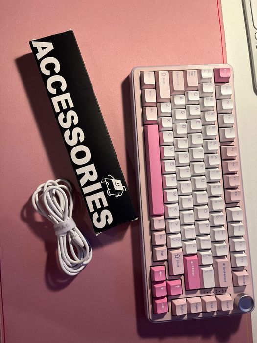teclado mecânico Yunzii B75 PRO