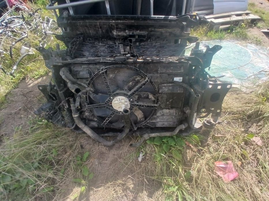 Pas przedni Seat Arona tsi kompletny