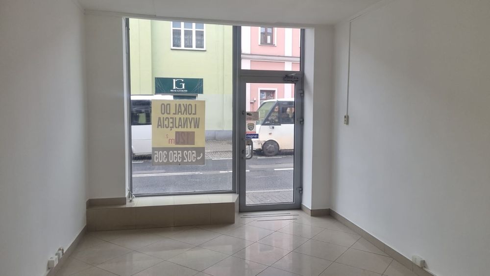 Lokal w ścisłym centrum przy deptaku 40m2-duze witryny
