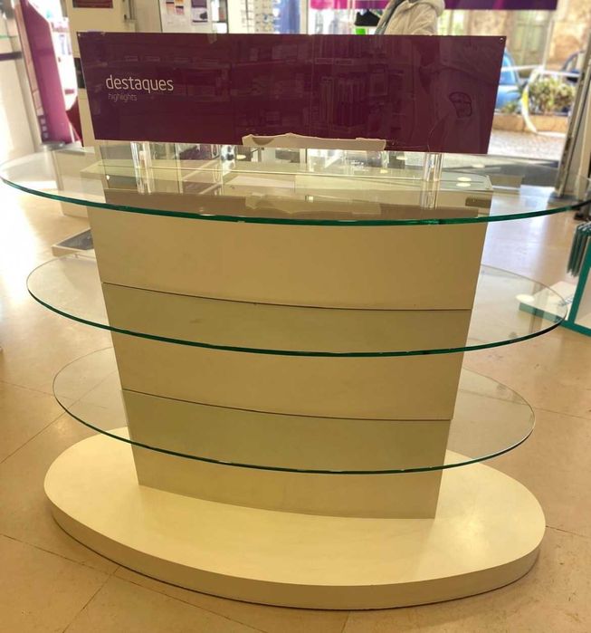 Gôndola para exposição de produtos